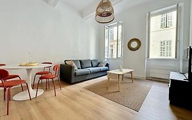 Appartement Hyper Central - Spacieux & Confortable - Les Freres De La Loc'